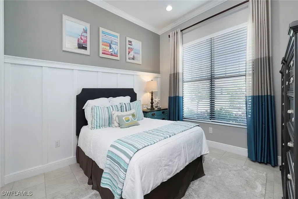 1594 Parnell Court Naples FL 34113