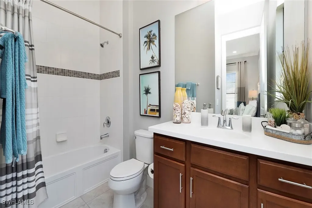 1594 Parnell Court Naples FL 34113