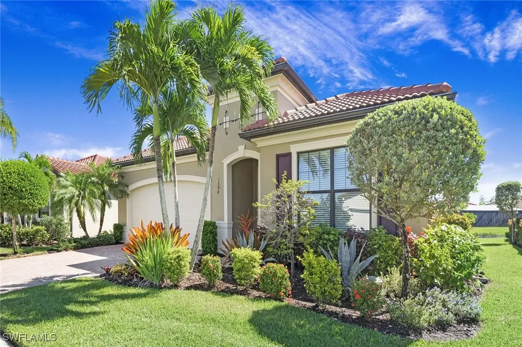 1594 Parnell Court Naples FL 34113
