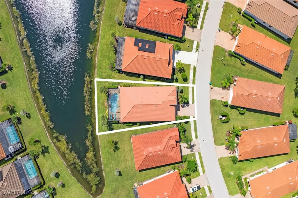 1594 Parnell Court Naples FL 34113