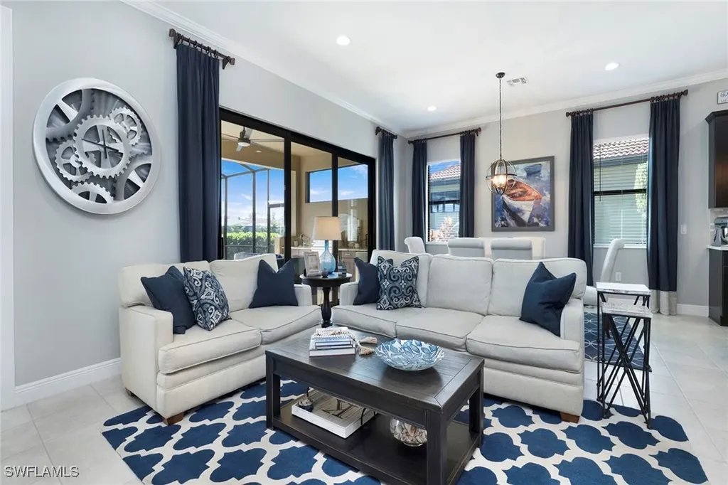 1594 Parnell Court Naples FL 34113