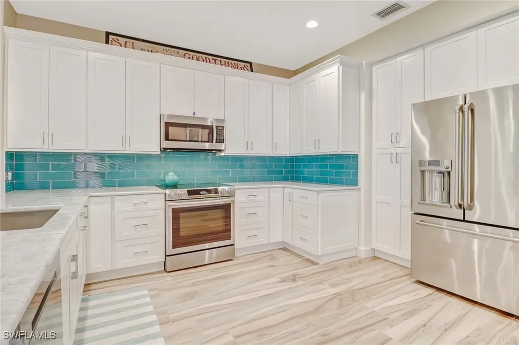 10037 Heather Lane Naples FL 34119