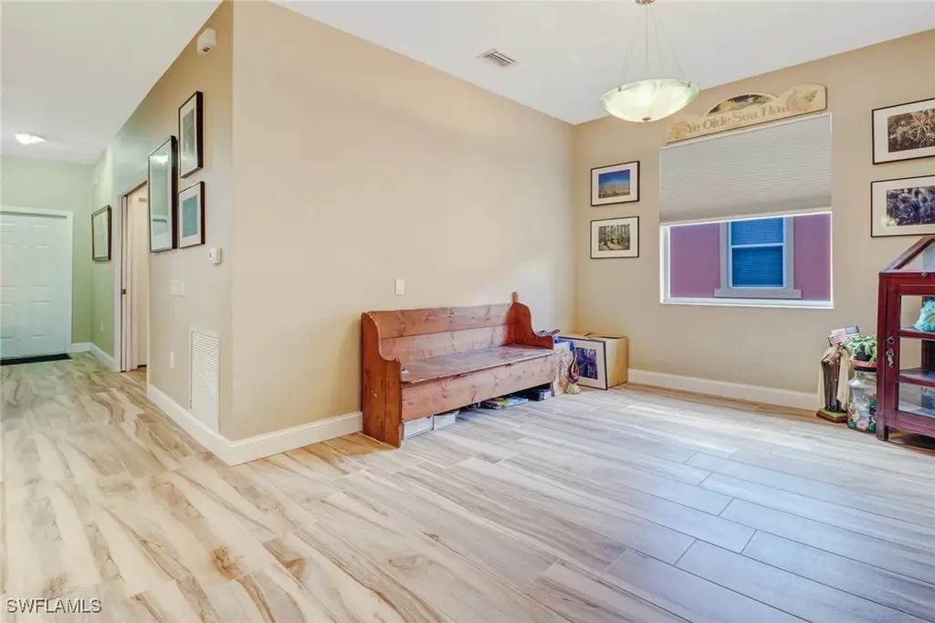 10037 Heather Lane Naples FL 34119