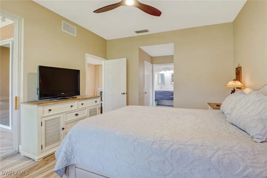 10037 Heather Lane Naples FL 34119