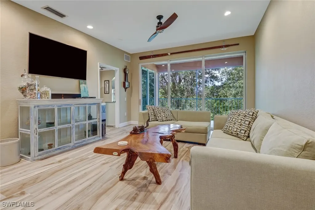10037 Heather Lane Naples FL 34119