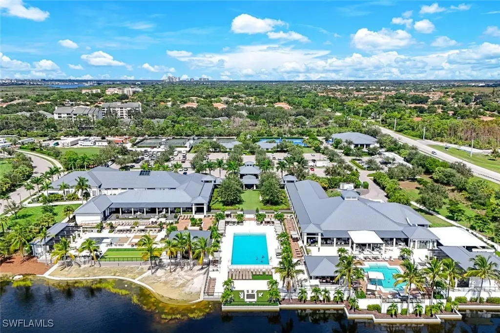 13925 Old Coast Road Naples FL 34110
