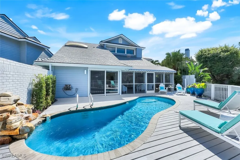 635 Bridgeway Lane Naples FL 34108