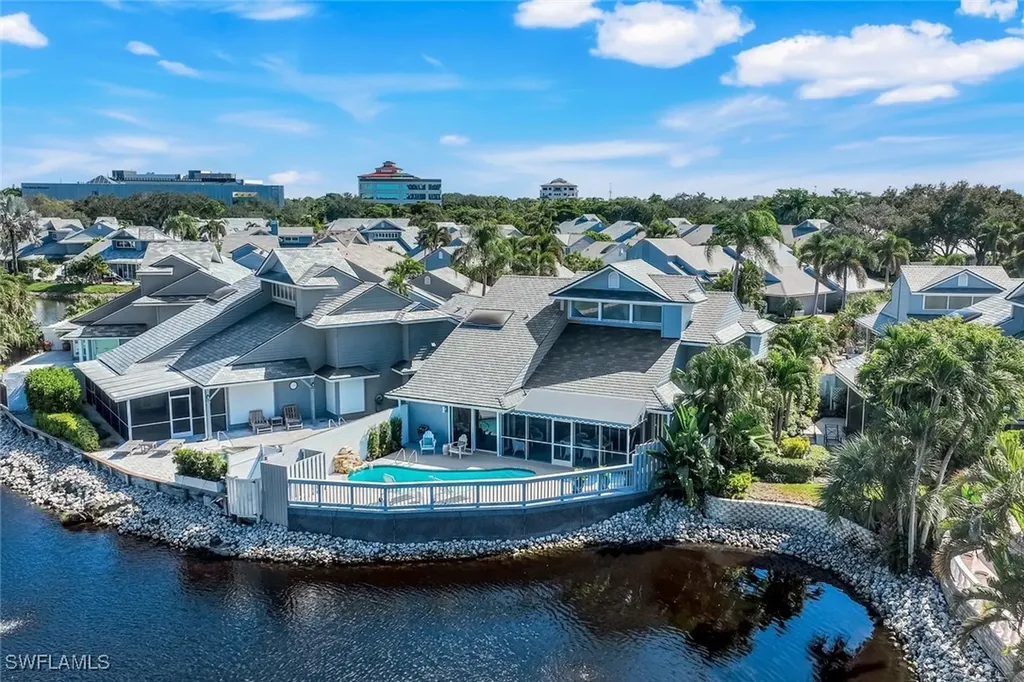635 Bridgeway Lane Naples FL 34108