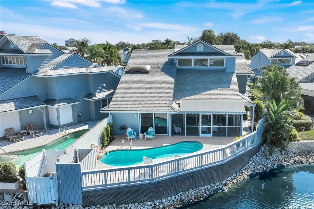 635 Bridgeway Lane Naples FL 34108