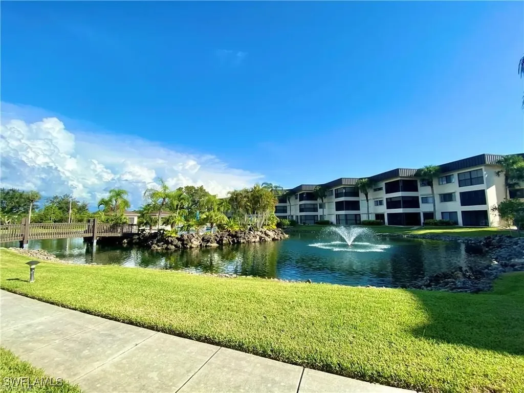 6979 Winkler Road Fort Myers FL 33919