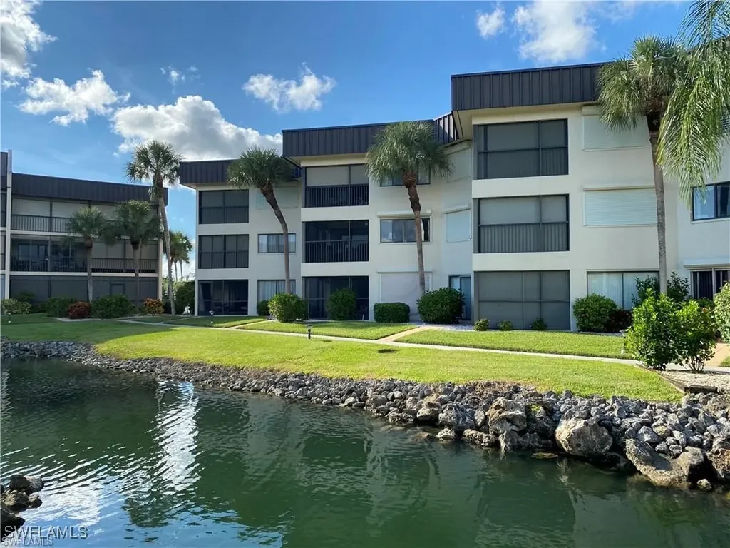 6979 Winkler Road Fort Myers FL 33919