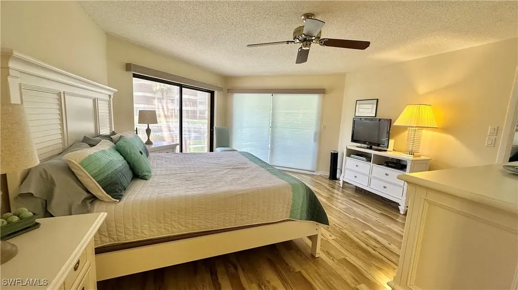 6979 Winkler Road Fort Myers FL 33919