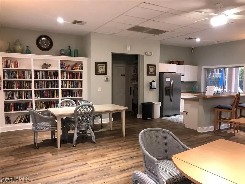 321 Robin Hood Circle Naples FL 34104