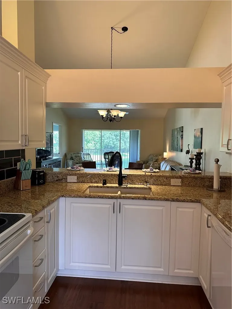 321 Robin Hood Circle Naples FL 34104