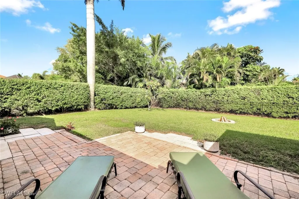 39 Mentor Drive Naples FL 34110