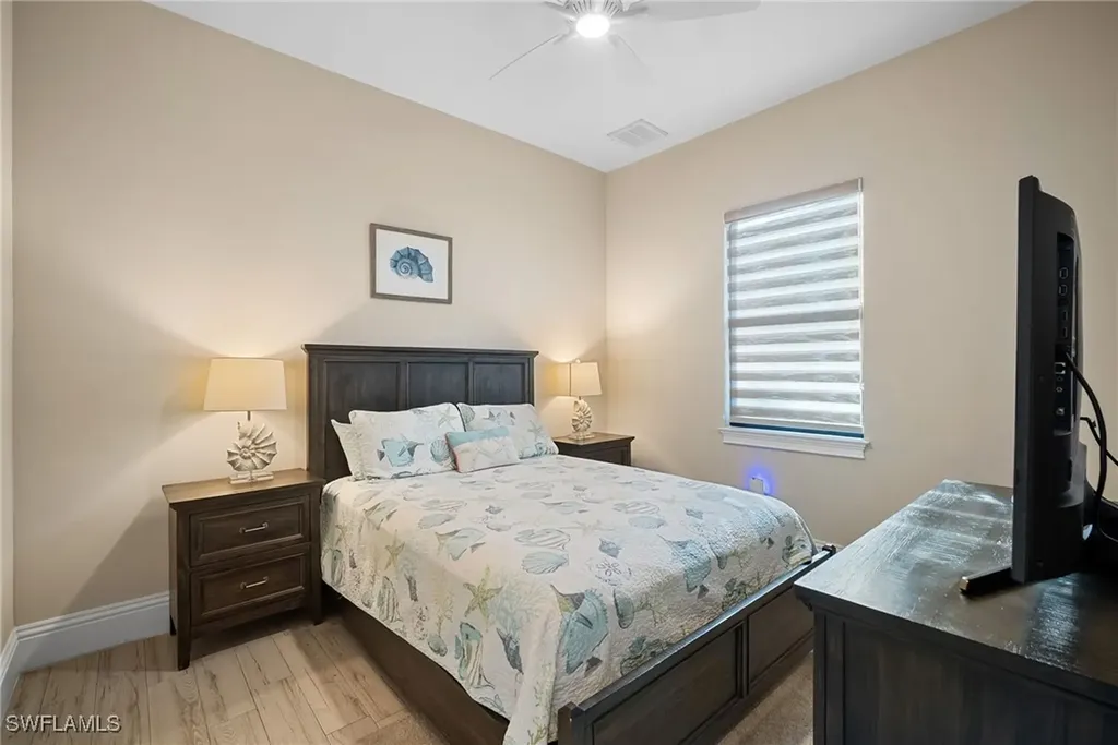 699 98th Avenue N Naples FL 34108