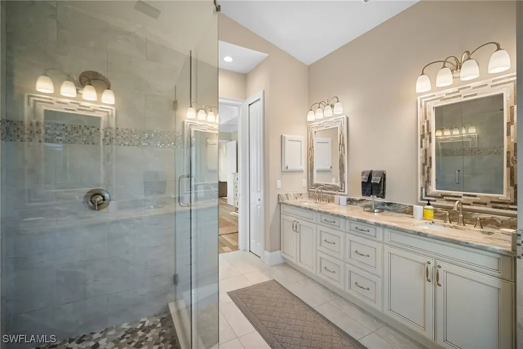 699 98th Avenue N Naples FL 34108