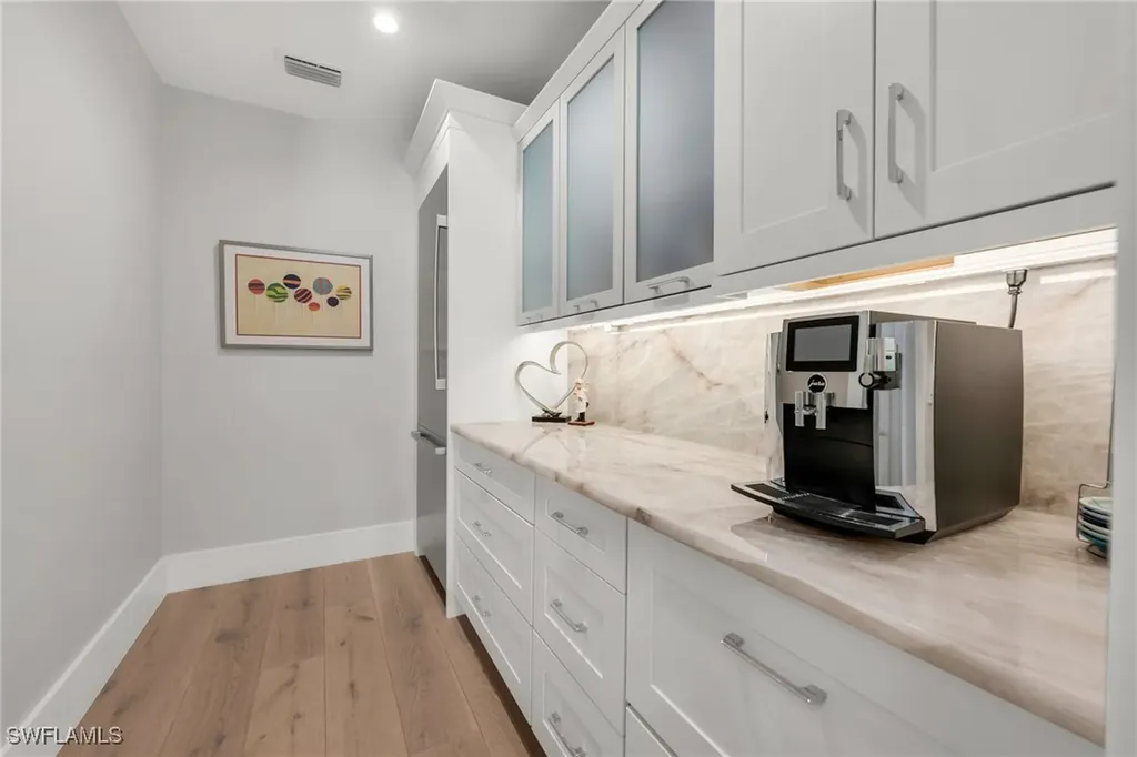 1667 Vinland Way Naples FL 34105
