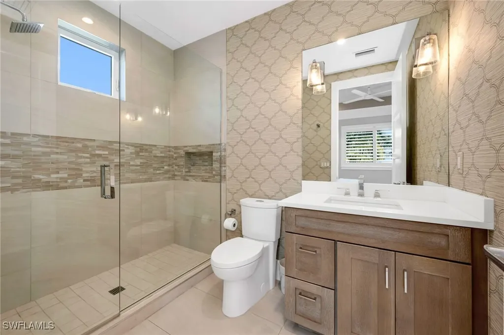 1667 Vinland Way Naples FL 34105