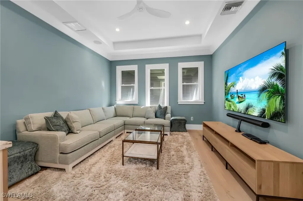 1667 Vinland Way Naples FL 34105