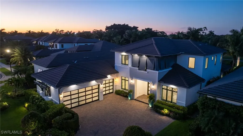 1667 Vinland Way Naples FL 34105