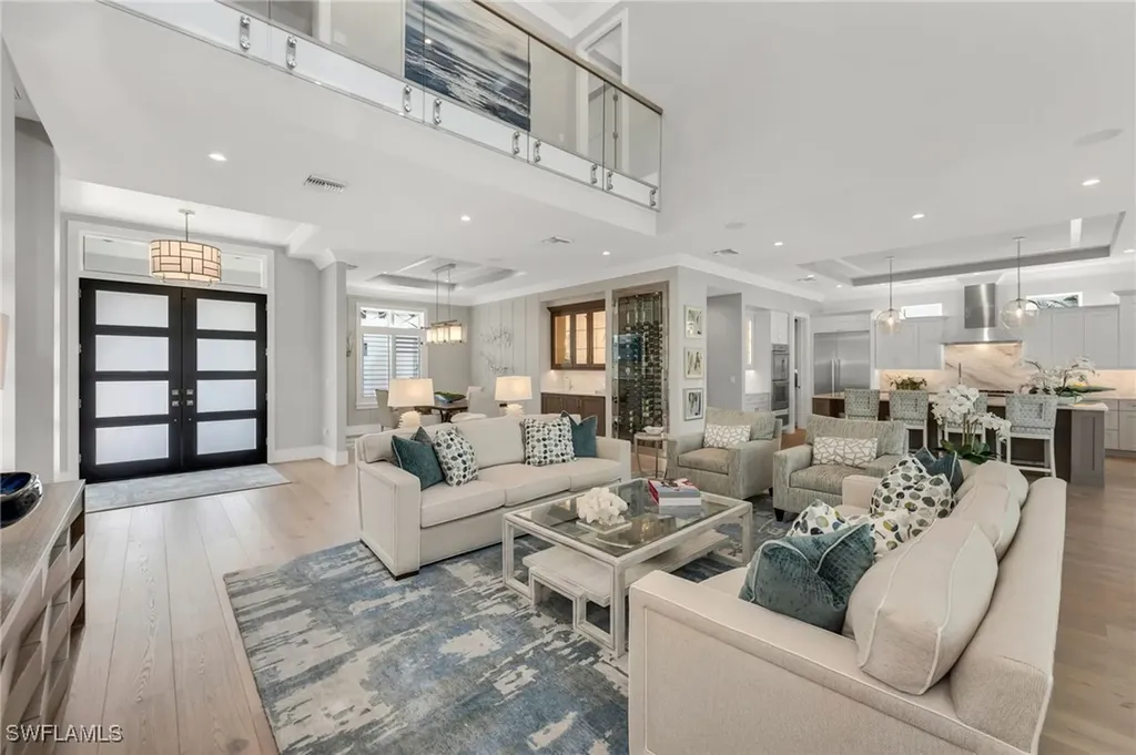 1667 Vinland Way Naples FL 34105