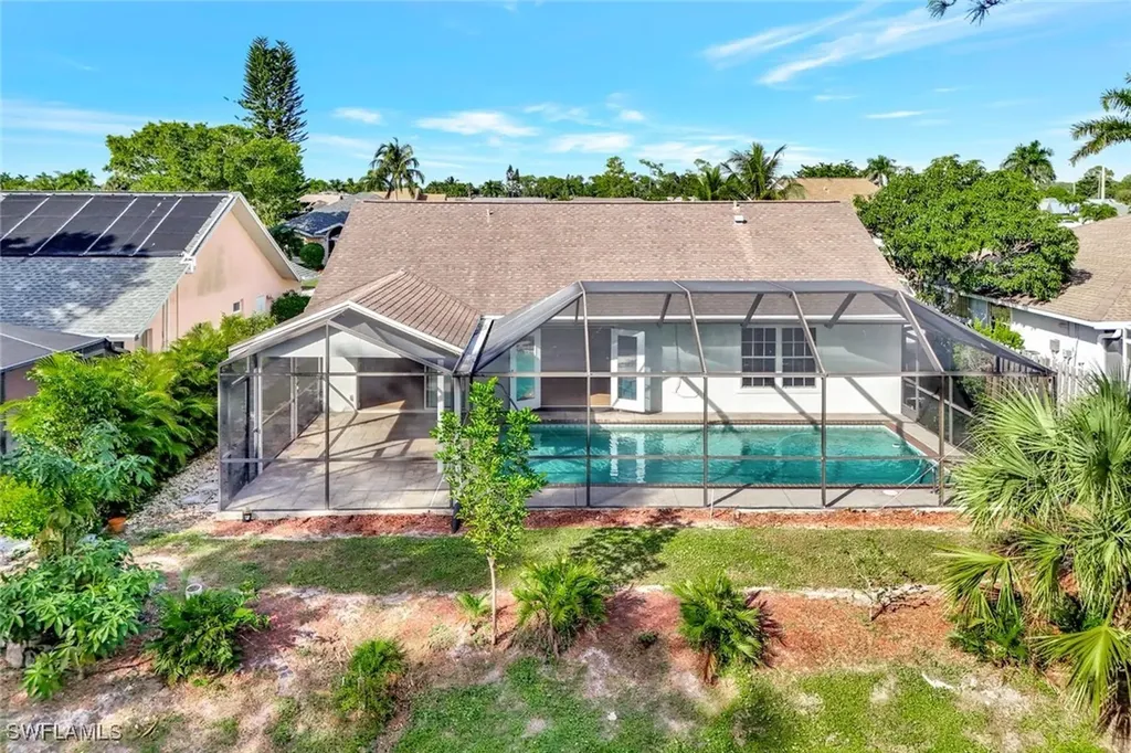 3650 Kent Drive Naples FL 34112
