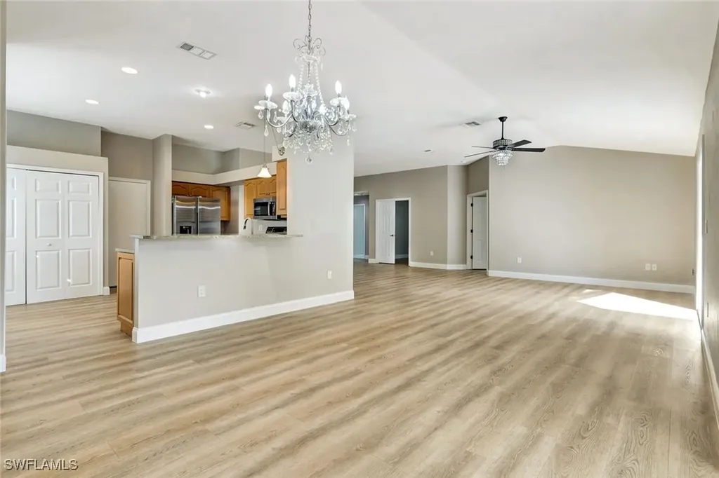 3650 Kent Drive Naples FL 34112