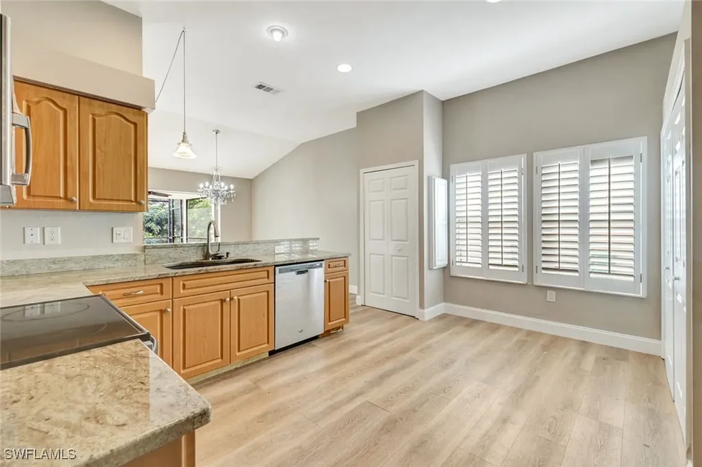 3650 Kent Drive Naples FL 34112