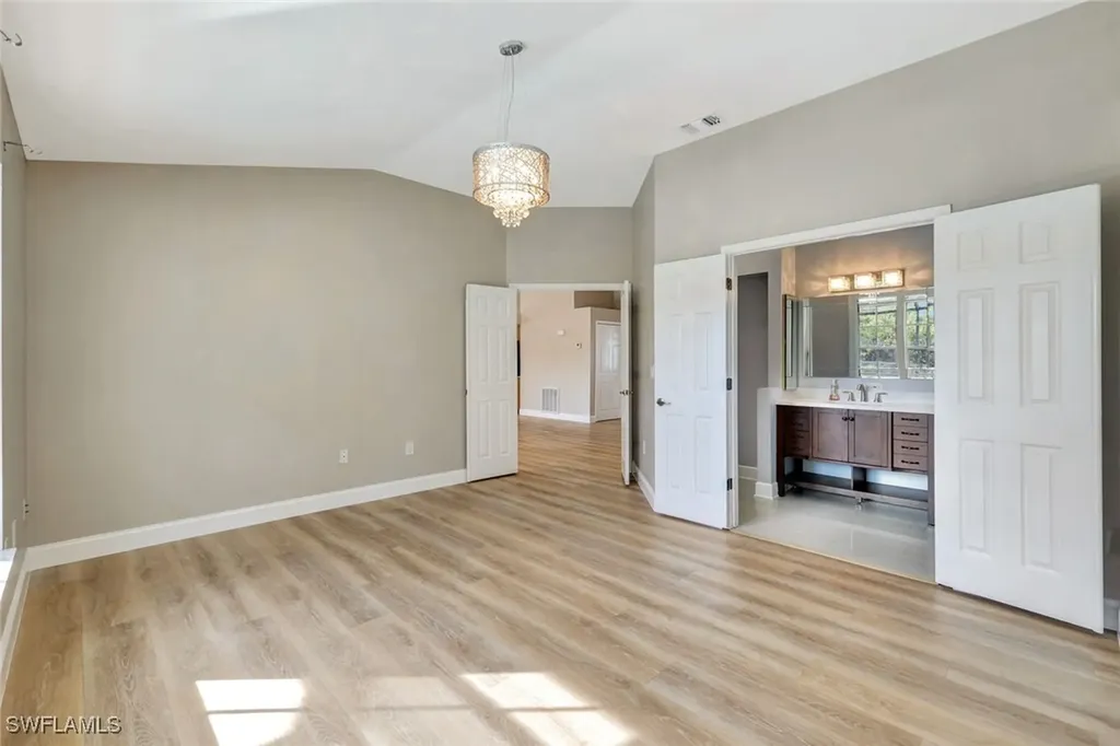 3650 Kent Drive Naples FL 34112