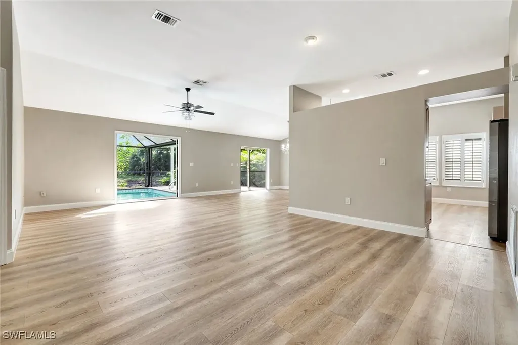 3650 Kent Drive Naples FL 34112