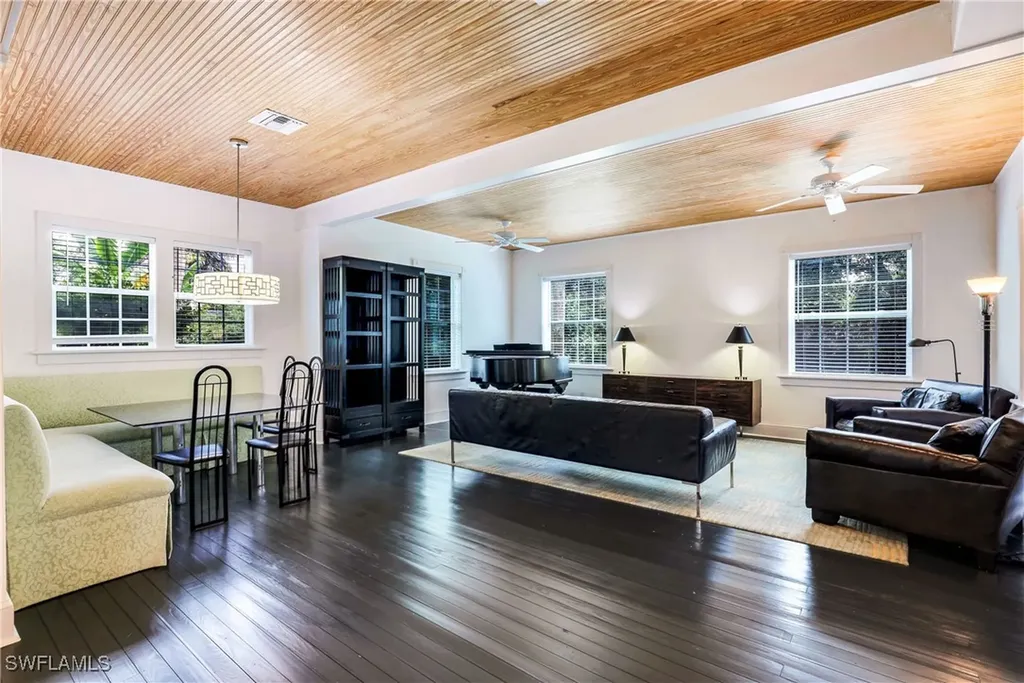 11420/11422 Dean Street Bonita Springs FL 34135