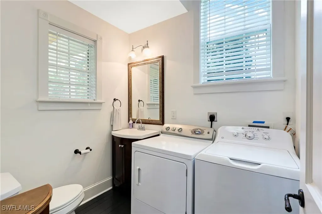 11420/11422 Dean Street Bonita Springs FL 34135