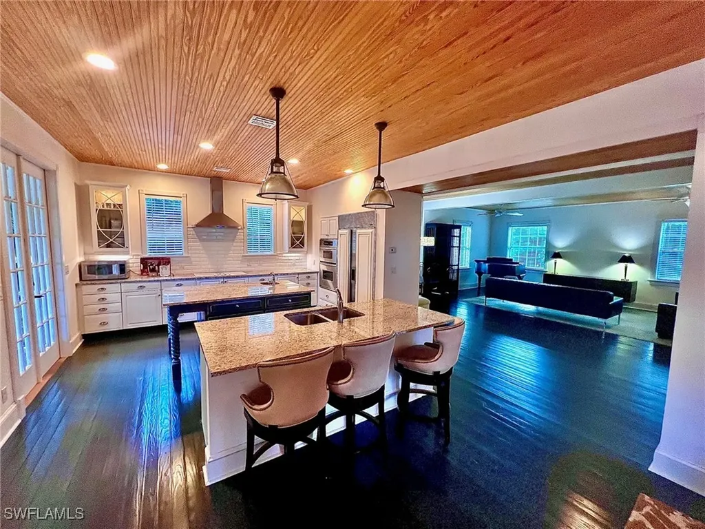 11420/11422 Dean Street Bonita Springs FL 34135