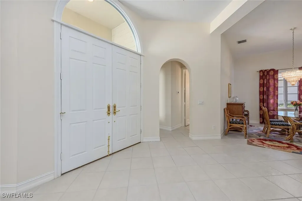 8465 Mallards Way Naples FL 34114