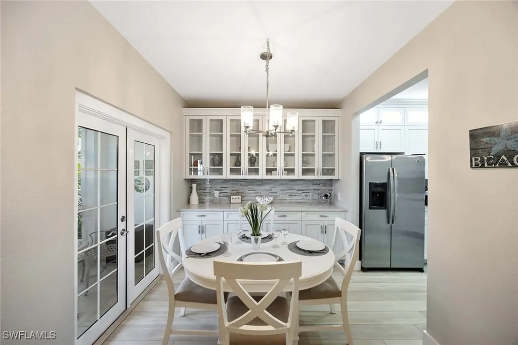 886 SW Tanbark Drive Naples FL 34108