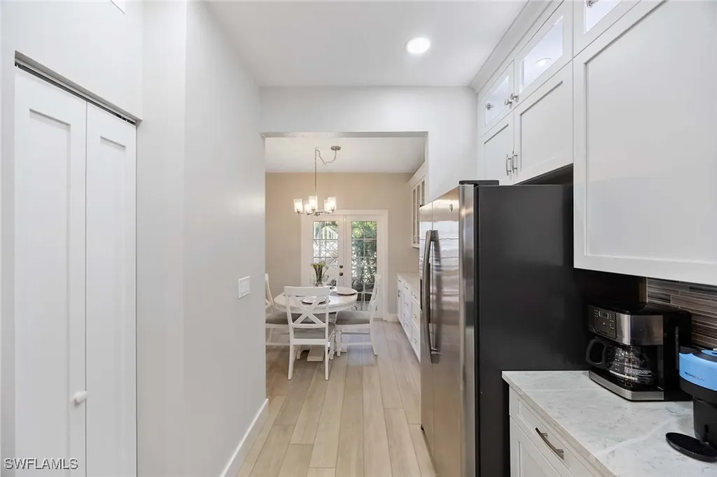 886 SW Tanbark Drive Naples FL 34108