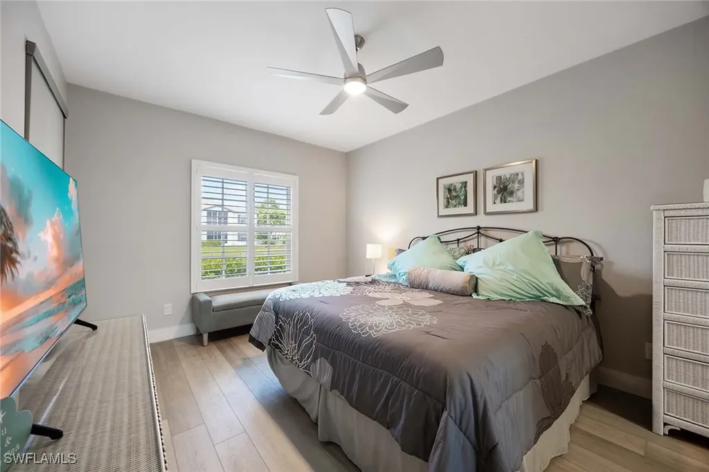 886 SW Tanbark Drive Naples FL 34108