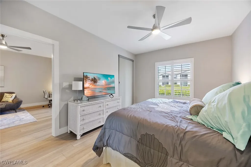 886 SW Tanbark Drive Naples FL 34108