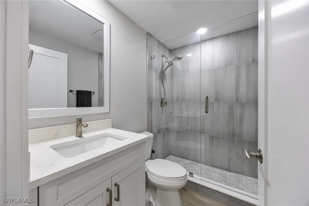 886 SW Tanbark Drive Naples FL 34108