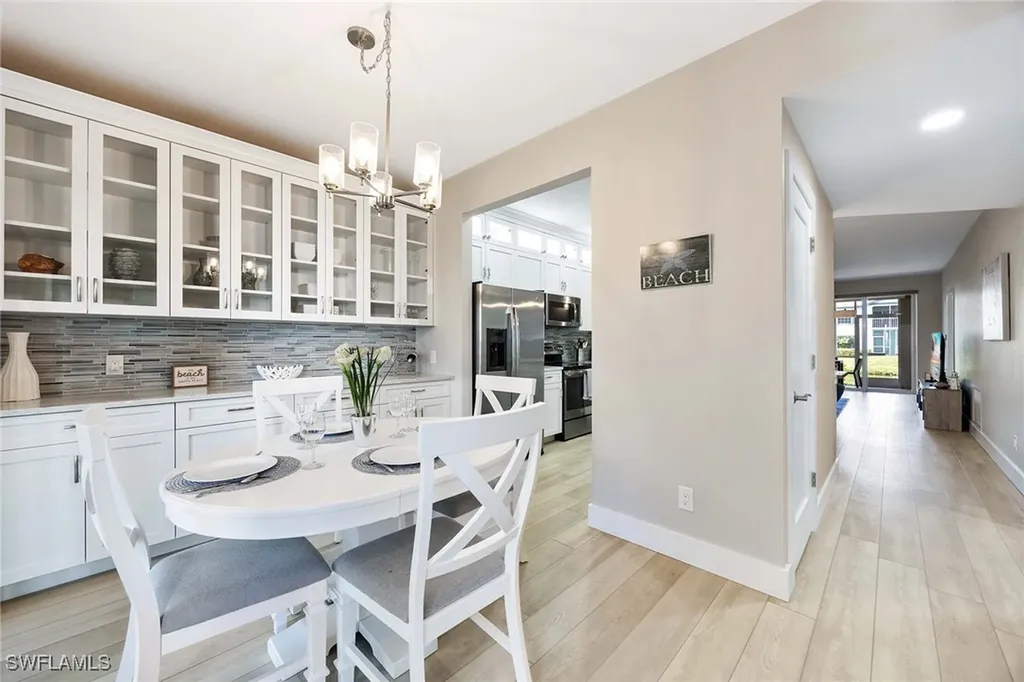 886 SW Tanbark Drive Naples FL 34108