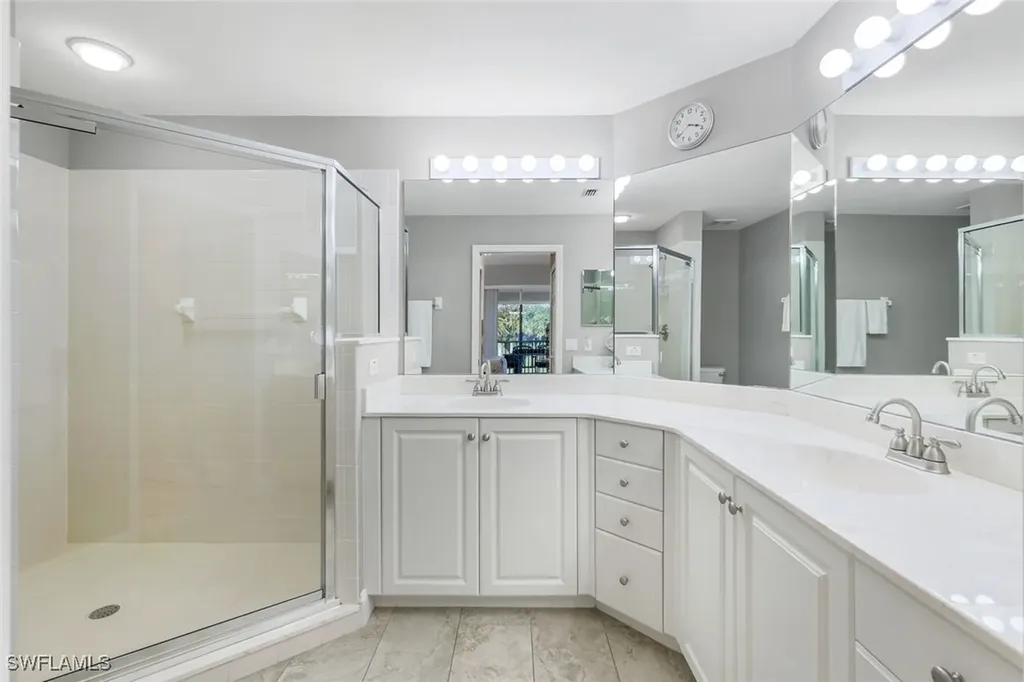 6085 Pinnacle Lane Naples FL 34110