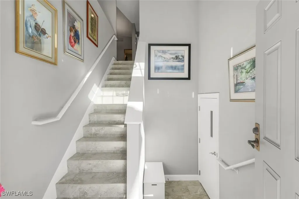 6085 Pinnacle Lane Naples FL 34110