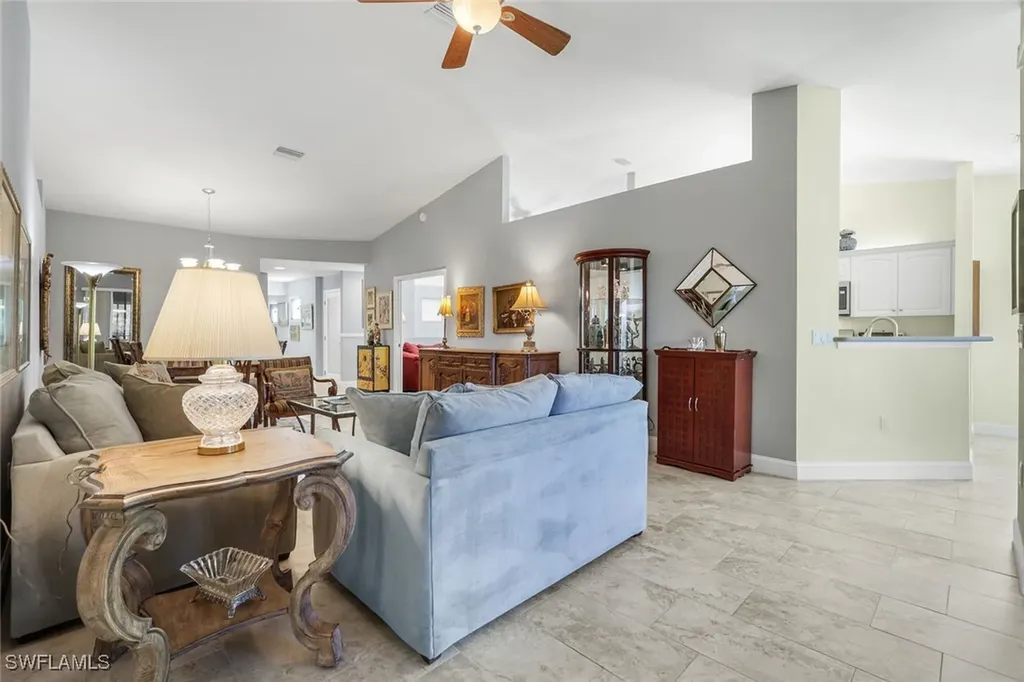 6085 Pinnacle Lane Naples FL 34110