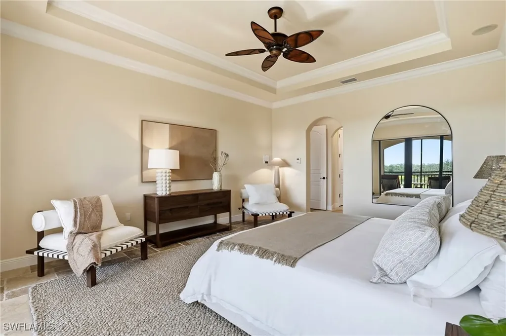 2546 Marquesa Royale Lane Naples FL 34109