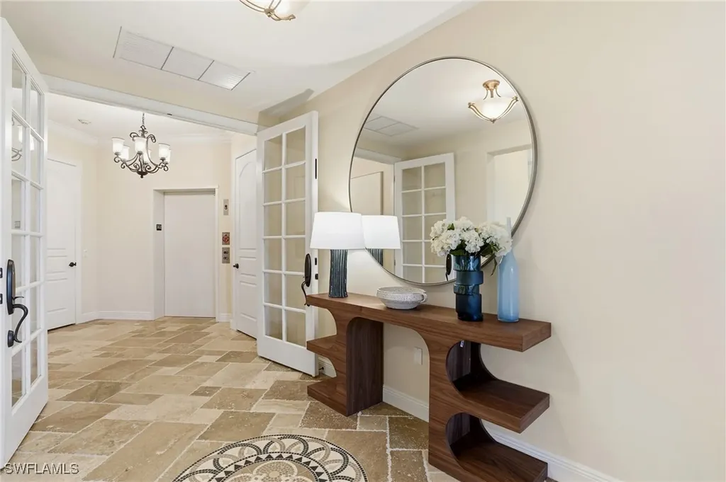 2546 Marquesa Royale Lane Naples FL 34109