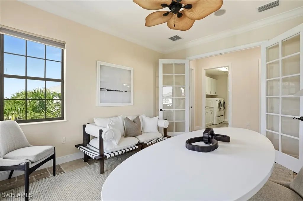 2546 Marquesa Royale Lane Naples FL 34109