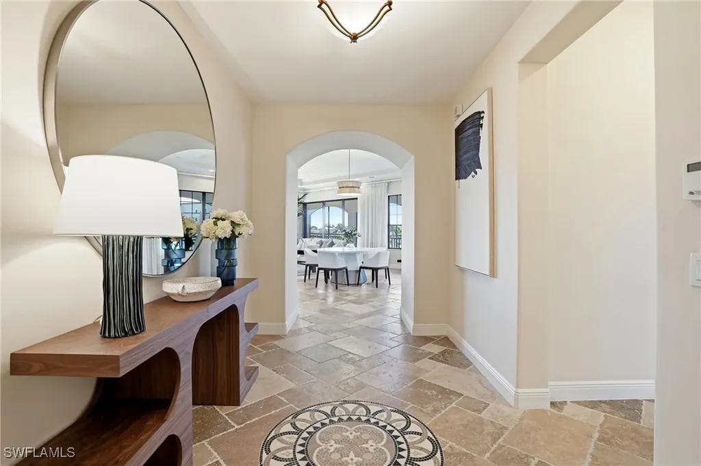 2546 Marquesa Royale Lane Naples FL 34109