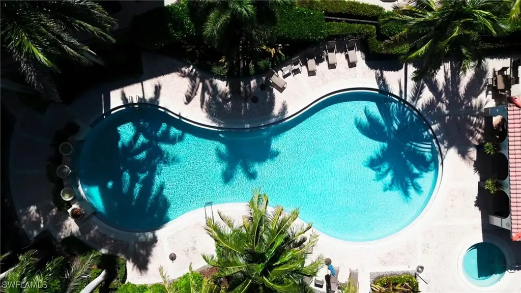 2546 Marquesa Royale Lane Naples FL 34109