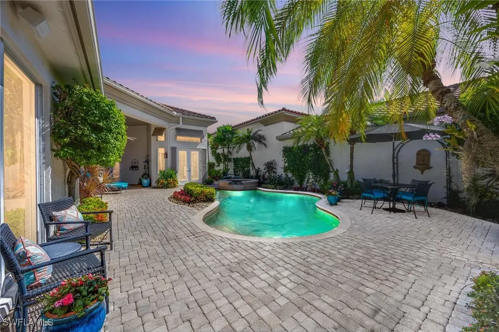 Naples FL, 1268 Grand Isle Court